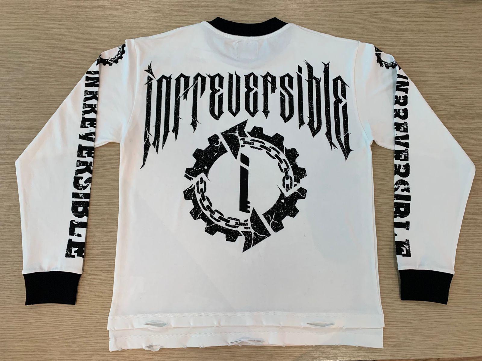 IRON LONG SLEEVE